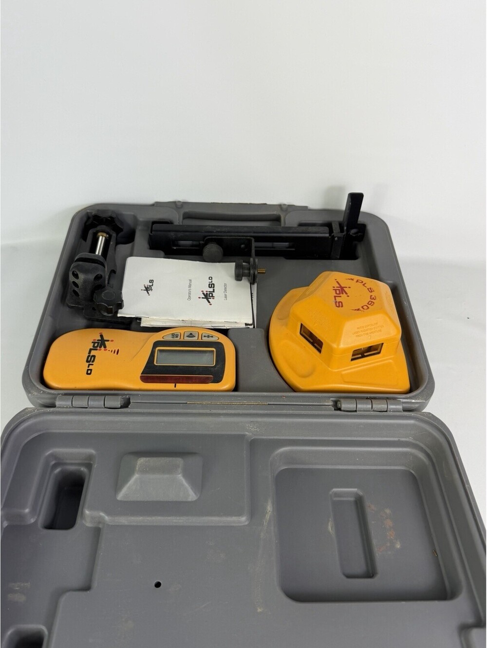 PLS 360 Laser Level & PLS LD Laser Detector with Case & Mount